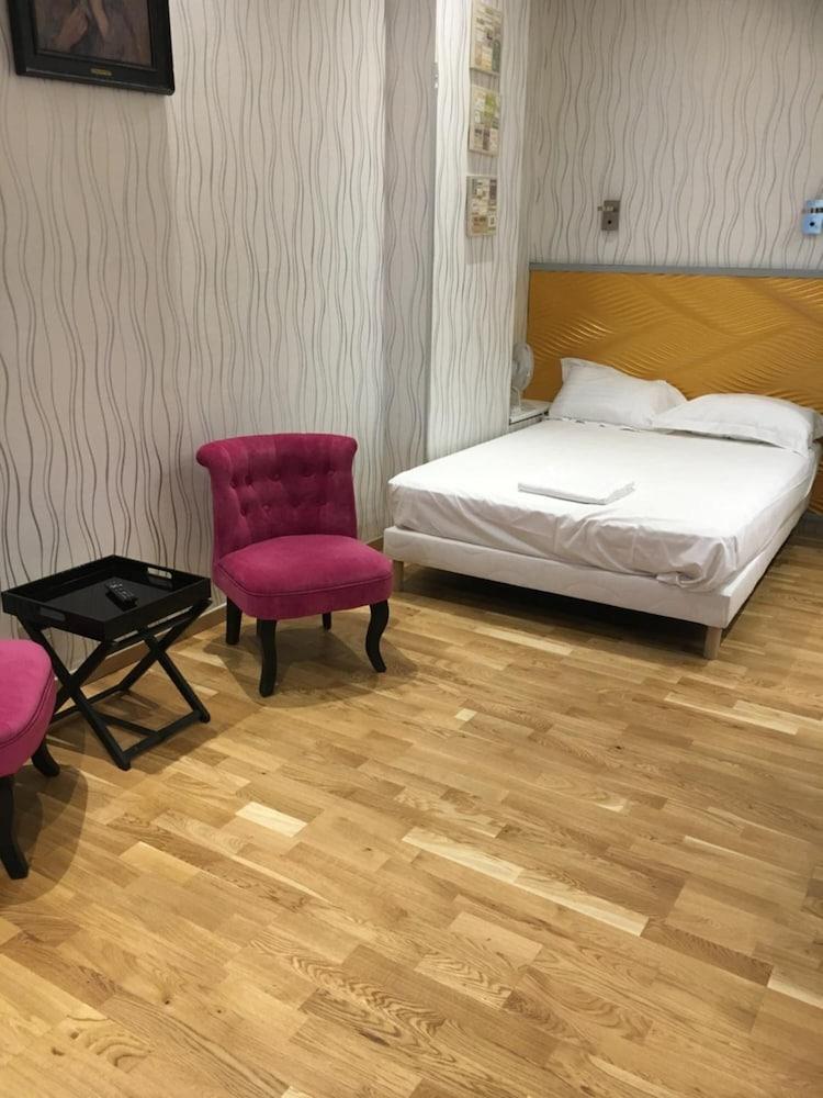 Hotel Maubeuge Gare Du Nord Paris Eksteriør bilde